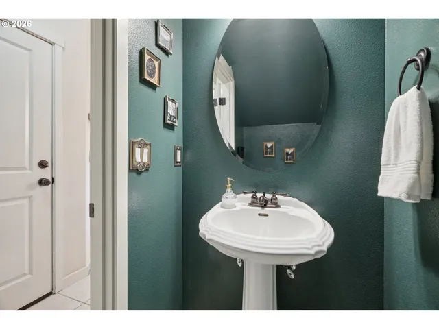 $425,000 | 1721 Dollar Street, West Linn, OR 97068