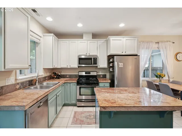 $425,000 | 1721 Dollar Street, West Linn, OR 97068