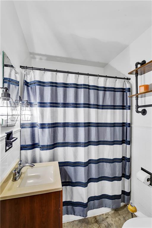 1710 Ridge Rd Extension Ambridge, PA 15003 - Photo 13 of 31 a view of bathroom with a shower and a sink