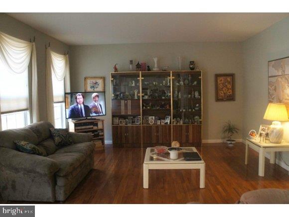 132 Station Road Bayville, NJ 08721 - Photo 8 of 15 Gallery Image 8