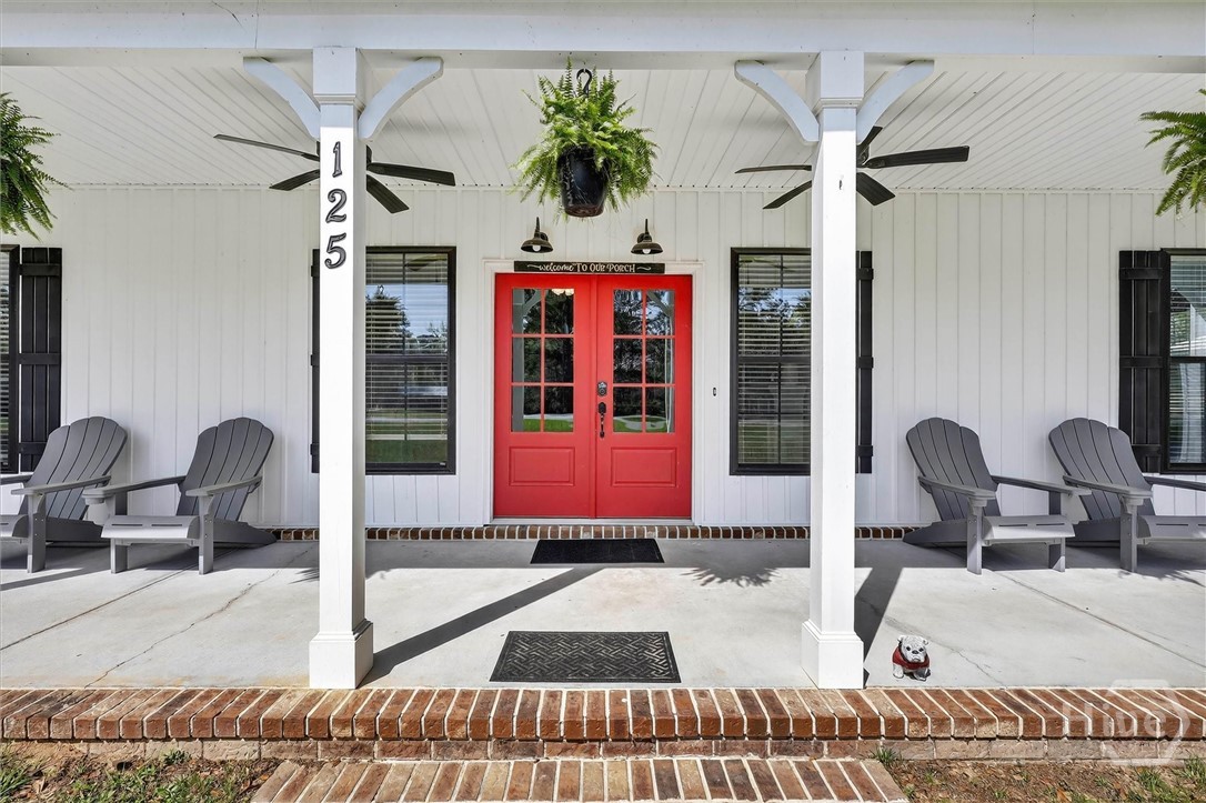 125 Robin Road Thomasville, GA 31792 - Photo 2 of 48