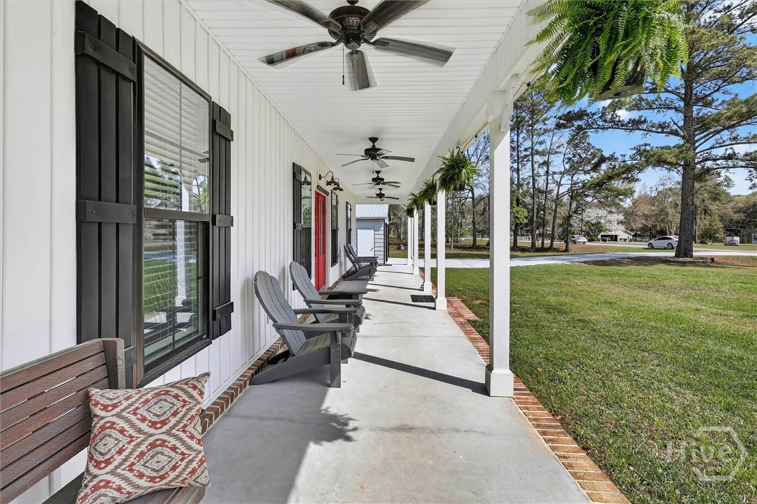 125 Robin Road Thomasville, GA 31792 - Photo 3 of 48