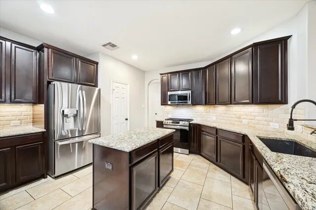 $3,000 | 9106 Silverton Star Lane, Houston, TX 77070