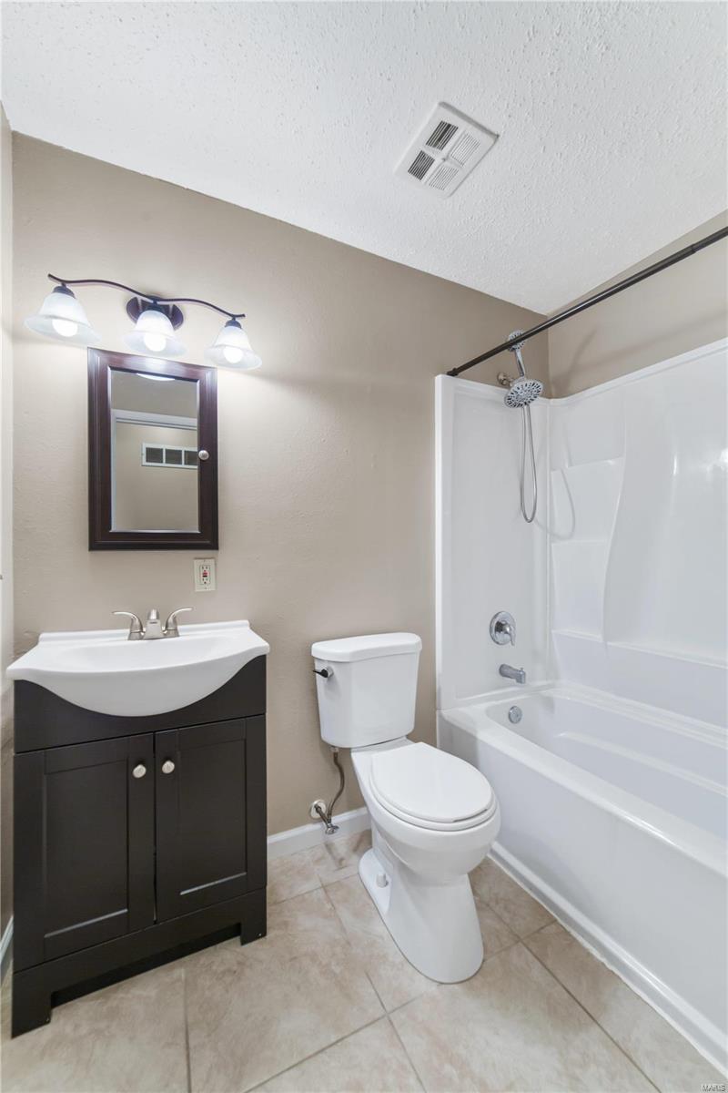 1716 Springhill Drive O'Fallon, MO 63366 - Photo 14 of 24