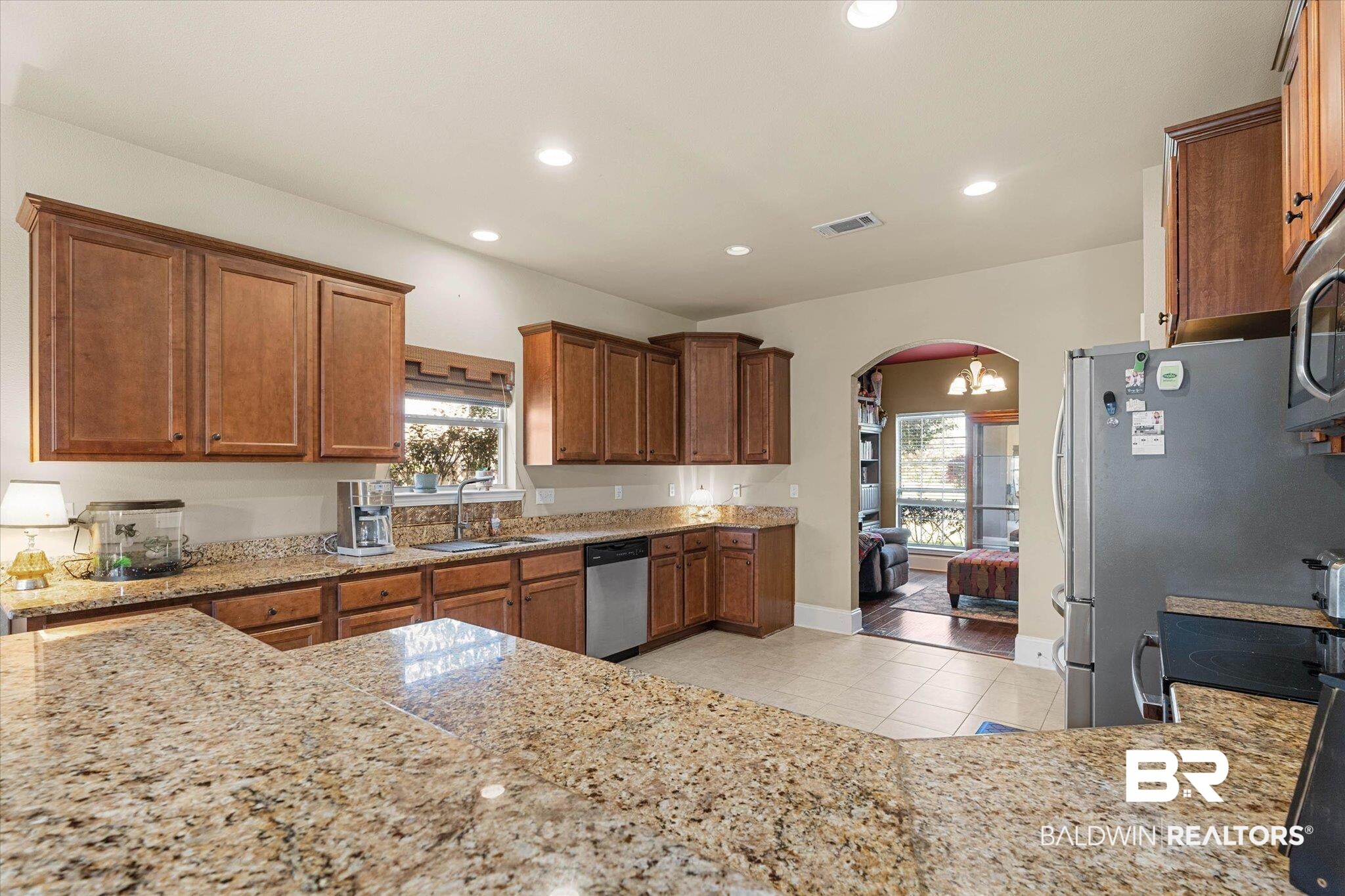 585 Sheffield Avenue Foley, AL 36535 - Photo 10 of 45 Kitchen has a bar area for extra seating