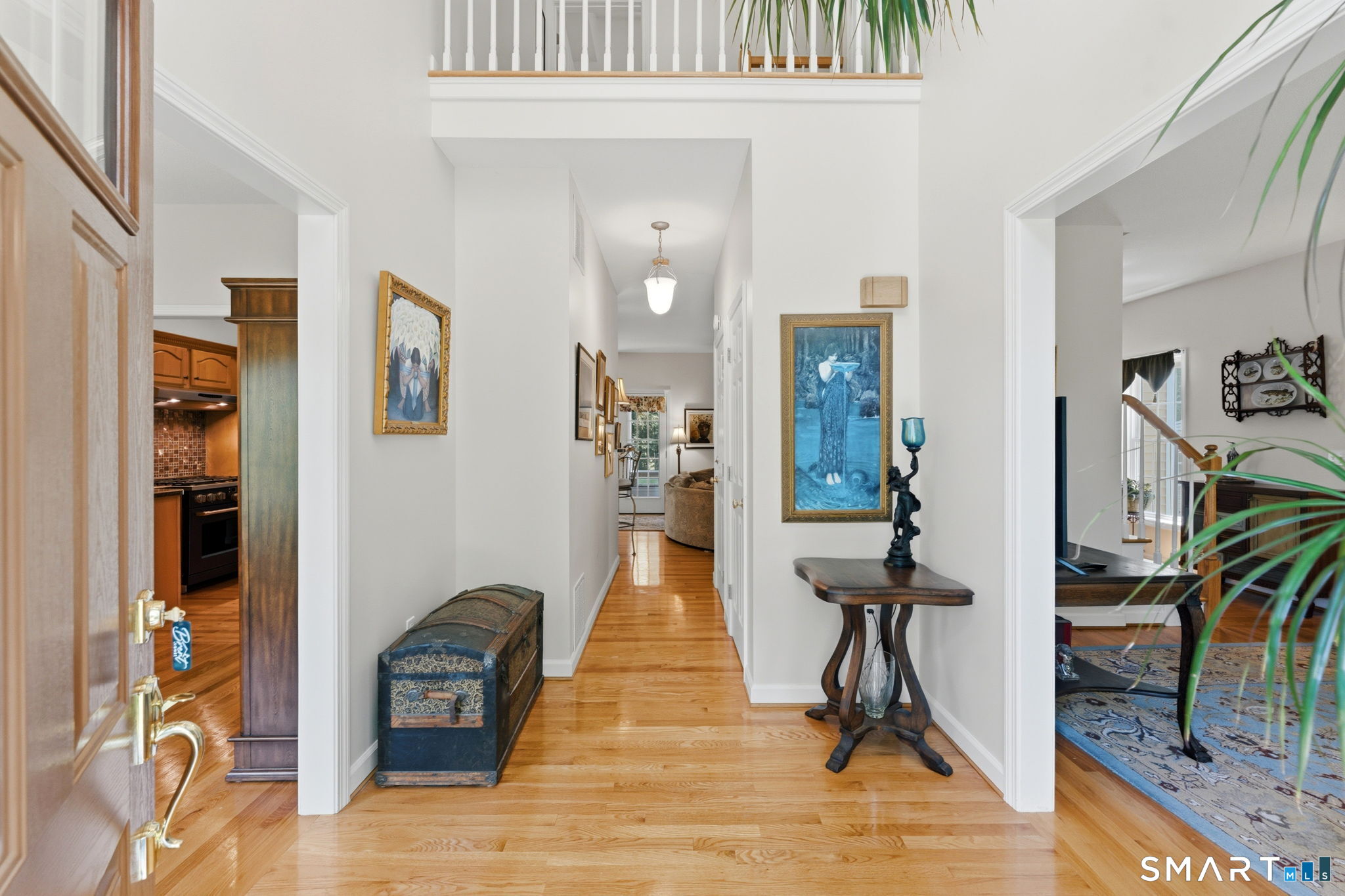 223 Broad Brook Road Enfield, CT 06082 - Photo 8 of 39