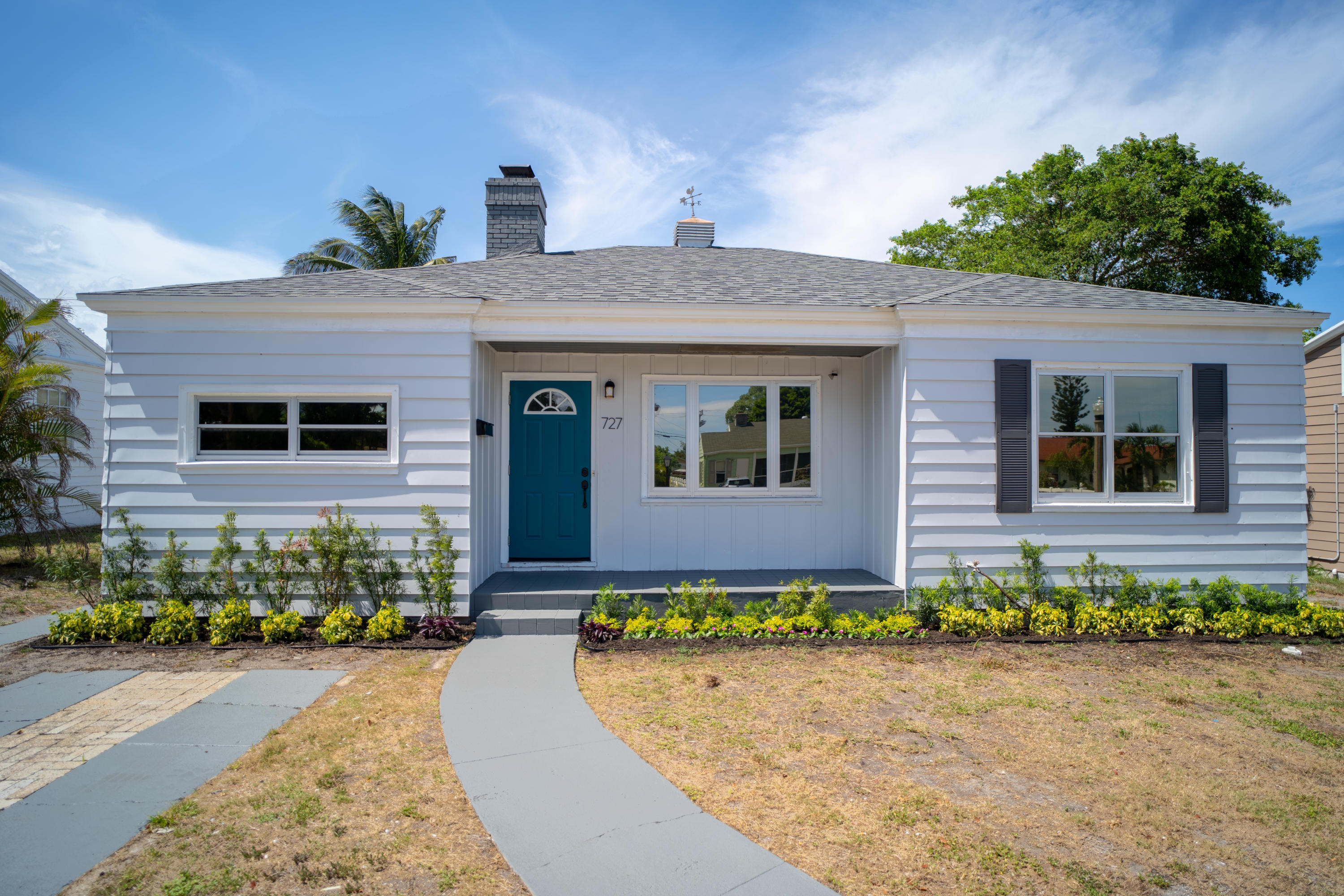 727 Hampton Road West Palm Beach, FL 33405 - Photo 1 of 35 Front