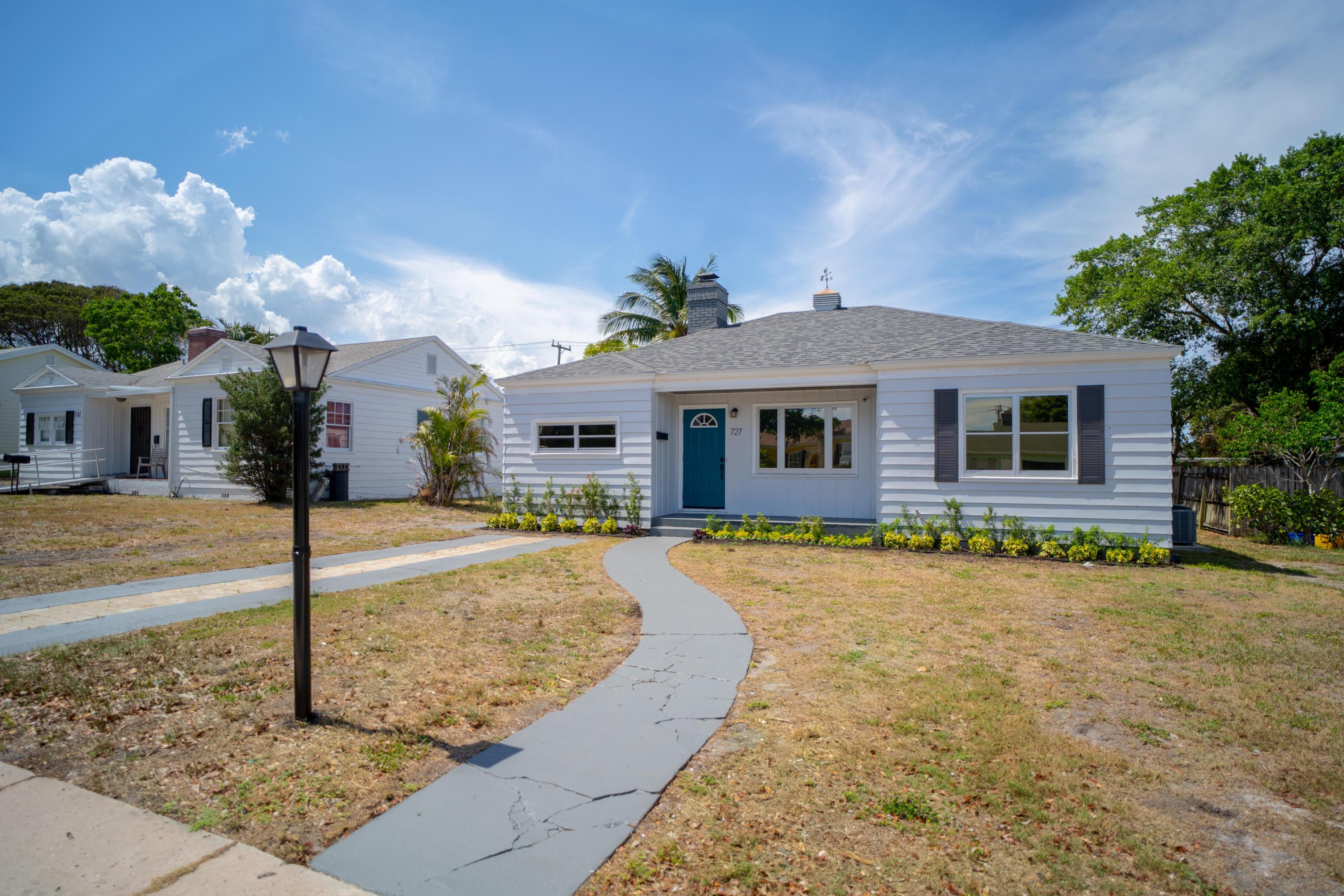 727 Hampton Road West Palm Beach, FL 33405 - Photo 2 of 35 Front