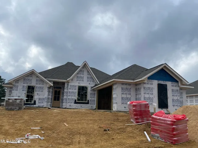 $309,300 | 535 Patrick Farms Drive, Pearl, MS 39208