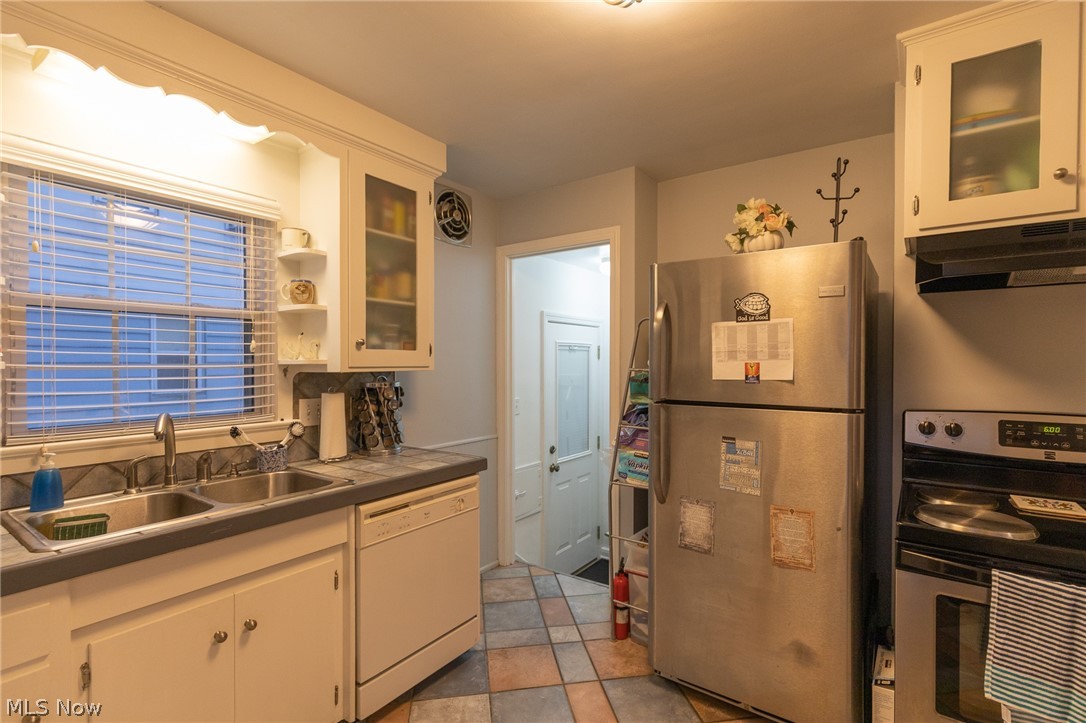 1233 Argonne Road Cleveland, OH 44121 - Photo 23 of 34 Gallery Image 23