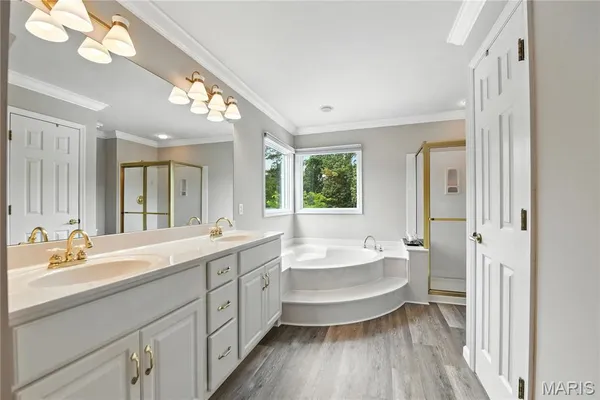 $950,000 | 1605 High Sierra Drive, Foristell, MO 63348