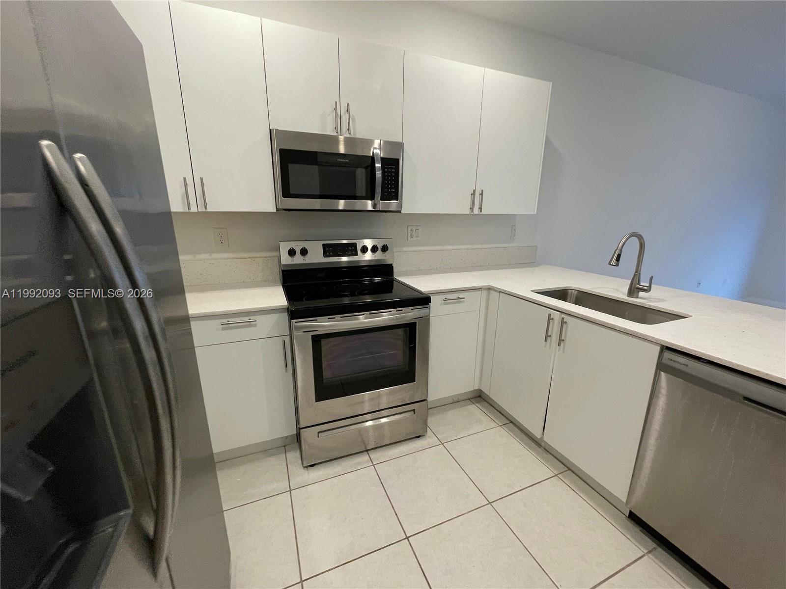 13024 Southwest 286th Terrace Homestead, FL 33033 - Photo 4 of 22