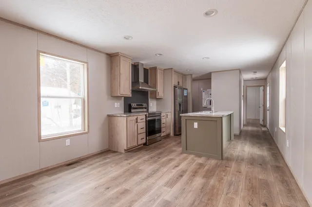 $89,499 | 204 Shady Pines, Westminster, VT 05158