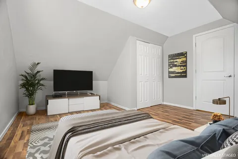 $3,750 | 1935 North Damen Avenue, Unit 2, Chicago, IL 60647