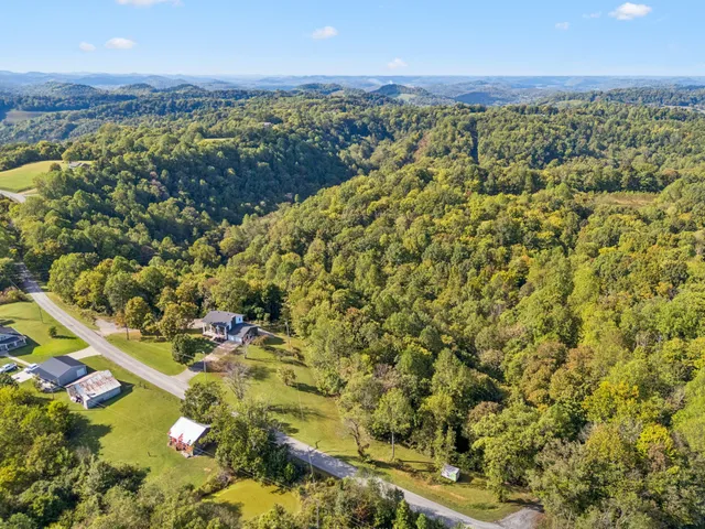 $499,900 | 213 Pea Ridge Road, Elmwood, TN 38560