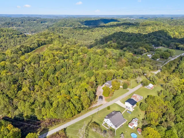 $499,900 | 213 Pea Ridge Road, Elmwood, TN 38560