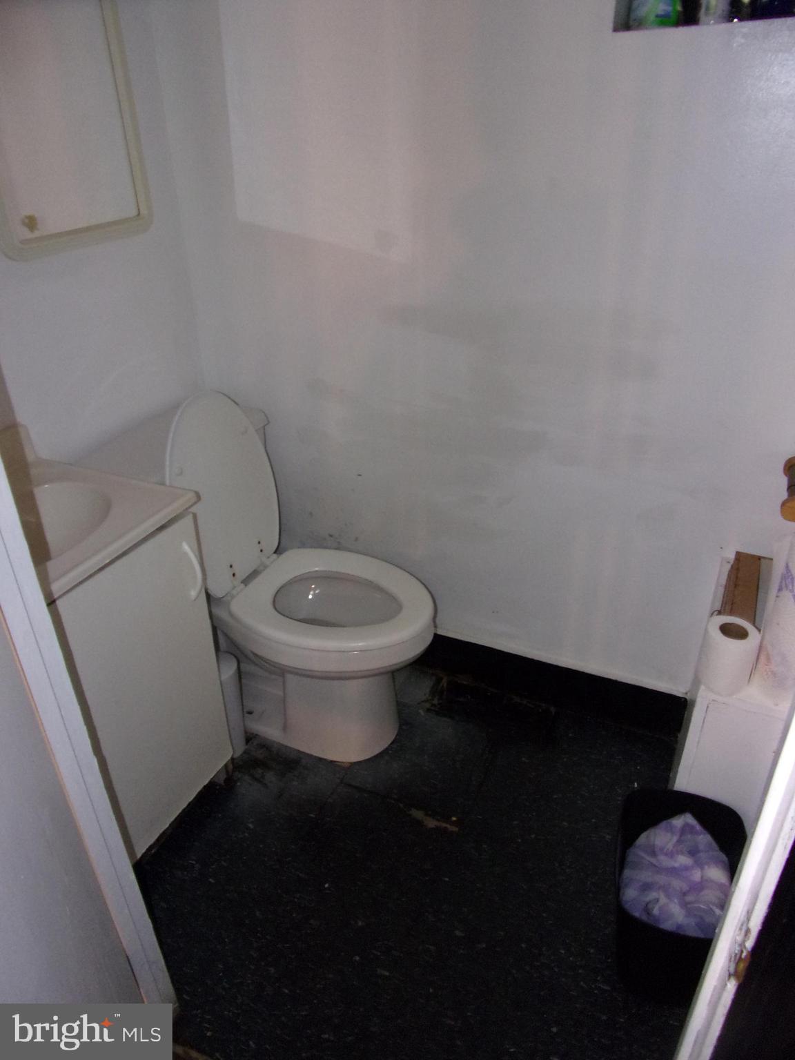 5302 Walnut Street Philadelphia, PA 19139 - Photo 8 of 35