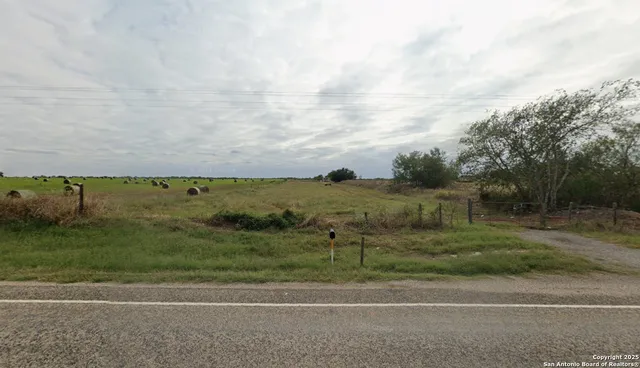 $54,000 | 5466 Farm To Market 462, Moore, TX 78057