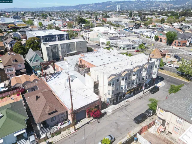 $3,200,000 | 2521 San Pablo Avenue, Oakland, CA 94607