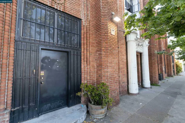 $3,200,000 | 2521 San Pablo Avenue, Oakland, CA 94607