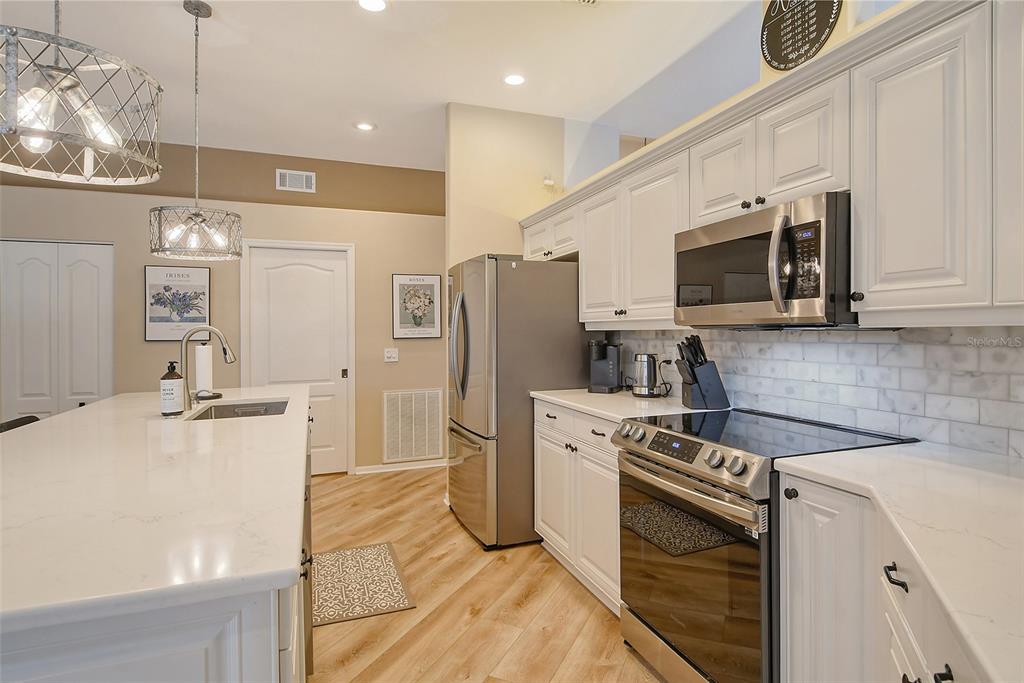 6738 Pleasant Hill Road Bradenton, FL 34203 - Photo 18 of 93