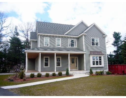 4 Hummingbird Lane Walpole, MA 02081 - Photo 2 of 8 Gallery Image 2
