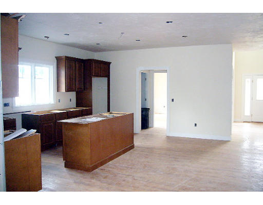 4 Hummingbird Lane Walpole, MA 02081 - Photo 3 of 8 Gallery Image 3