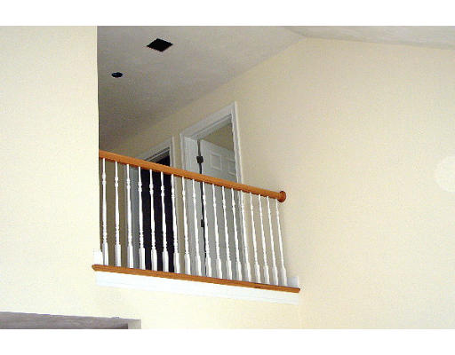 4 Hummingbird Lane Walpole, MA 02081 - Photo 5 of 8 Gallery Image 5