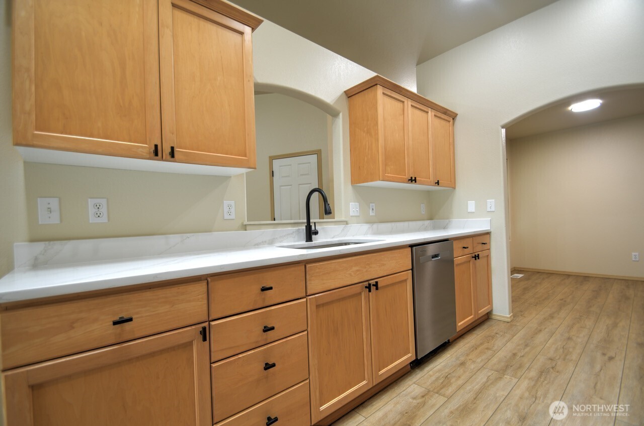 265 Southeast Valley View Way Chehalis, WA 98532 - Photo 13 of 35