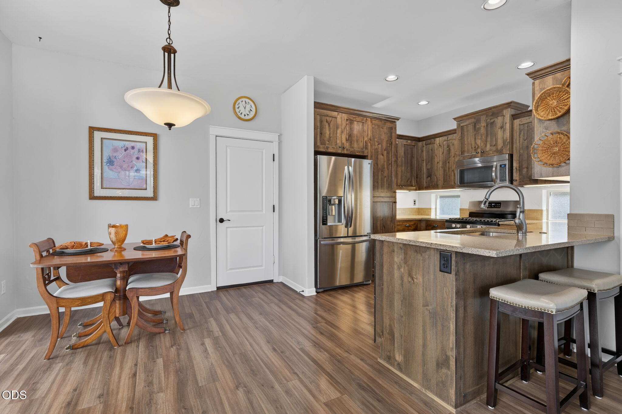 20844 Gateway Drive Bend, OR 97702 - Photo 10 of 53