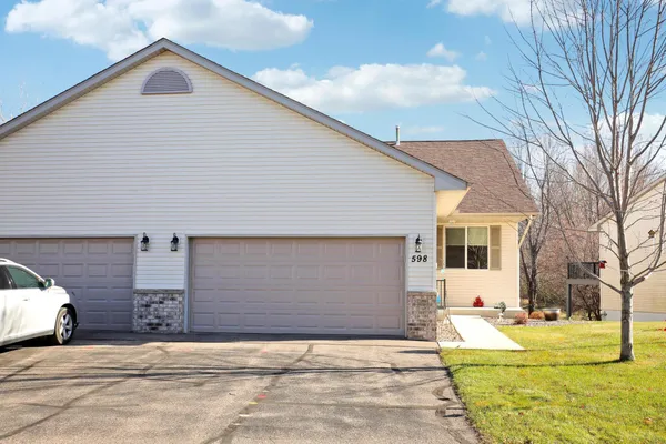 $329,900 | 598 Meadow Lane, Norwood Young America, MN 55397