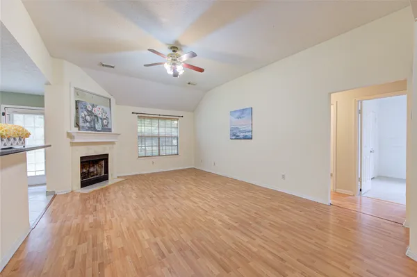 $1,925 | 2915 Blue Mist Drive, Sugar Land, TX 77498