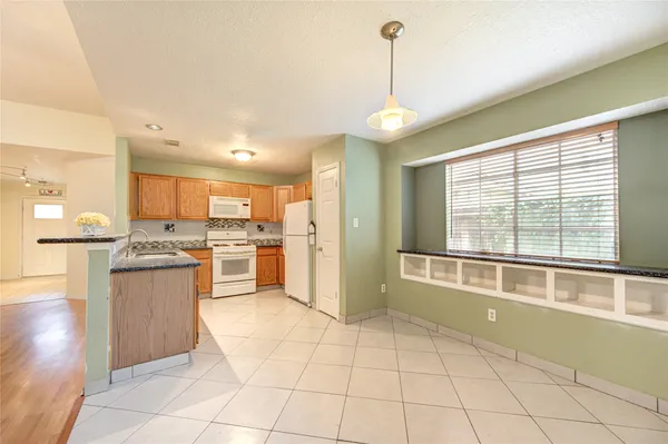 $1,925 | 2915 Blue Mist Drive, Sugar Land, TX 77498