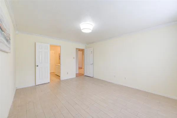 $1,925 | 2915 Blue Mist Drive, Sugar Land, TX 77498