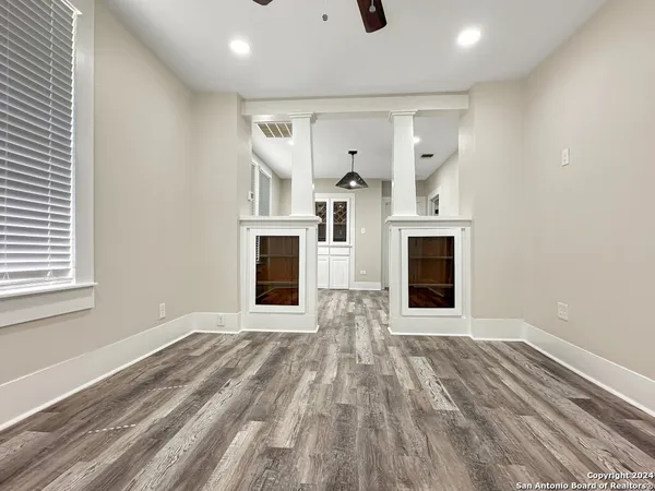 $1,995 | 147 St Francis Avenue, San Antonio, TX 78204