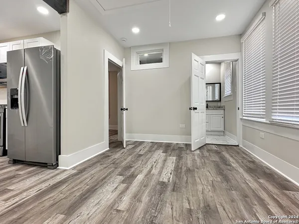 $1,995 | 147 St Francis Avenue, San Antonio, TX 78204