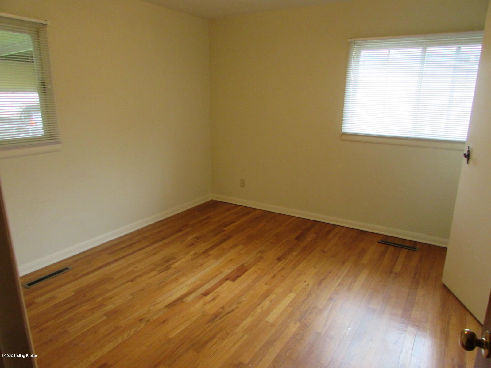 2919 Rio Rita Avenue Louisville, KY 40220 - Photo 12 of 28 Rear BR