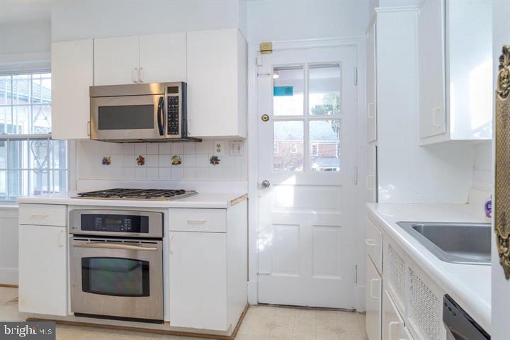 1667 Primrose Road Northwest Washington, DC 20012 - Photo 8 of 28