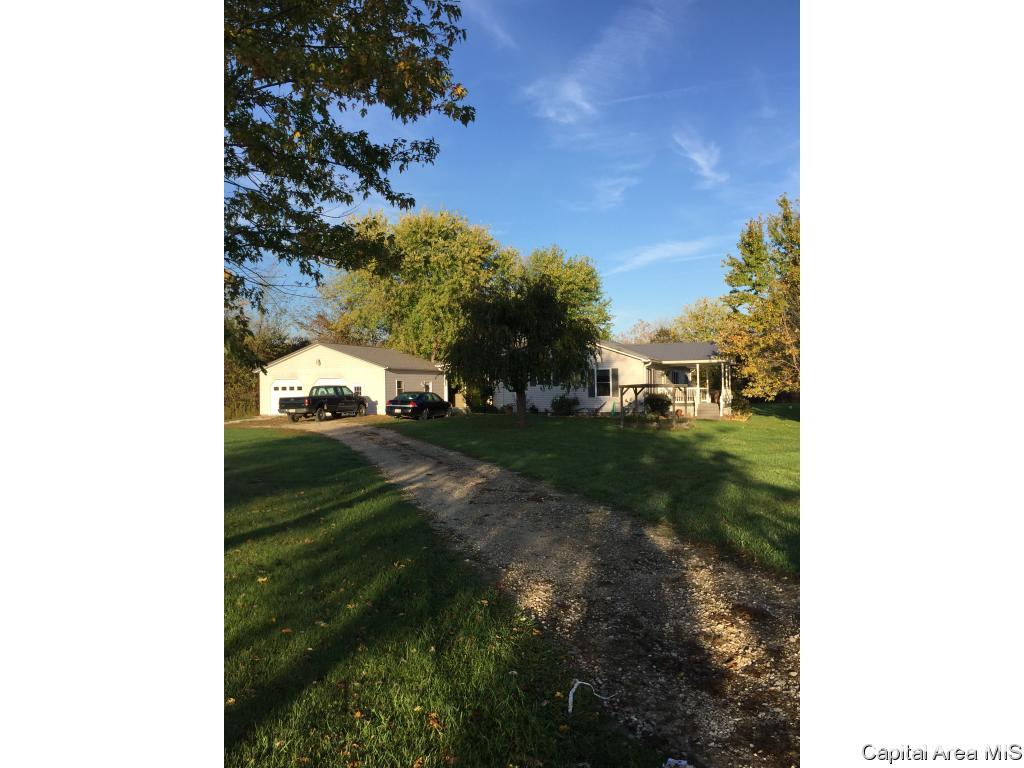 3 Rr Roodhouse, IL 62082 - Photo 4 of 13