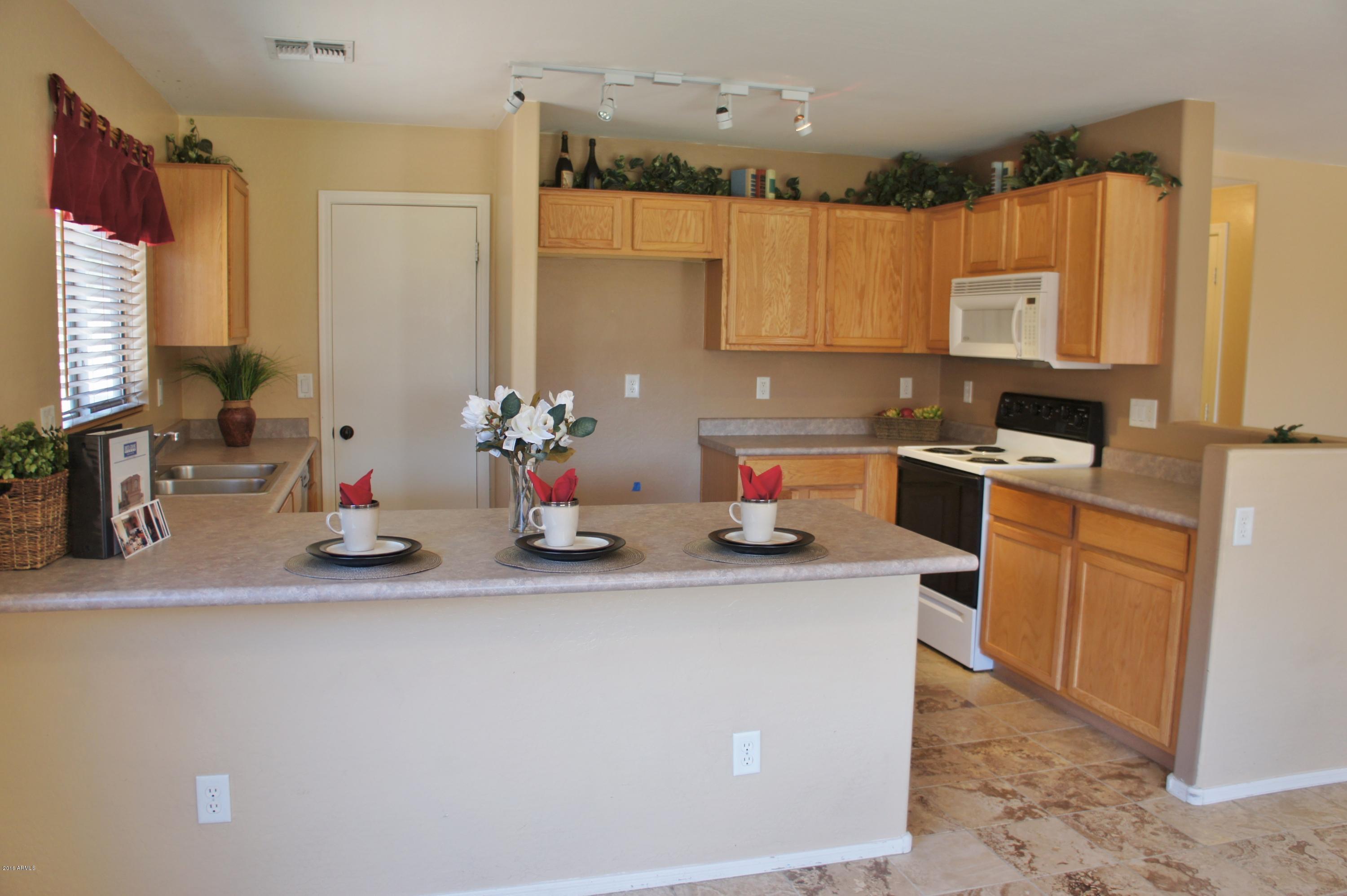 12469 West Redfield Road El Mirage, AZ 85335 - Photo 5 of 40 5