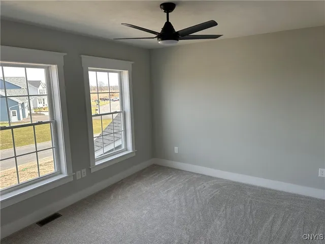 $582,285 | 8528 Angus Path, Cicero, NY 13039