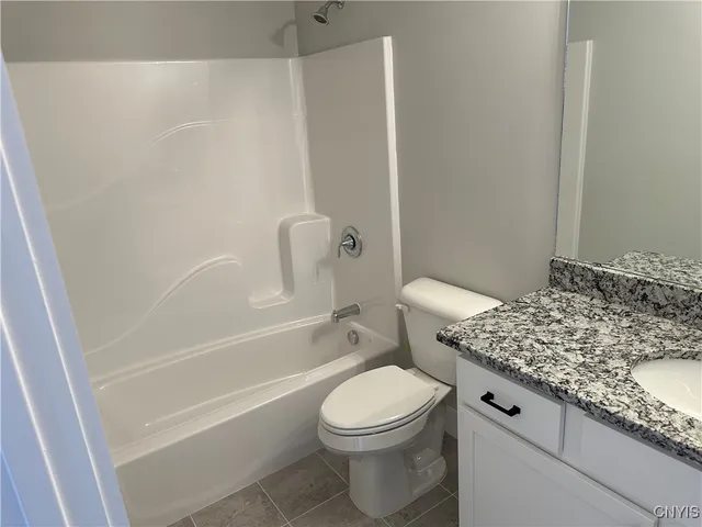 $582,285 | 8528 Angus Path, Cicero, NY 13039