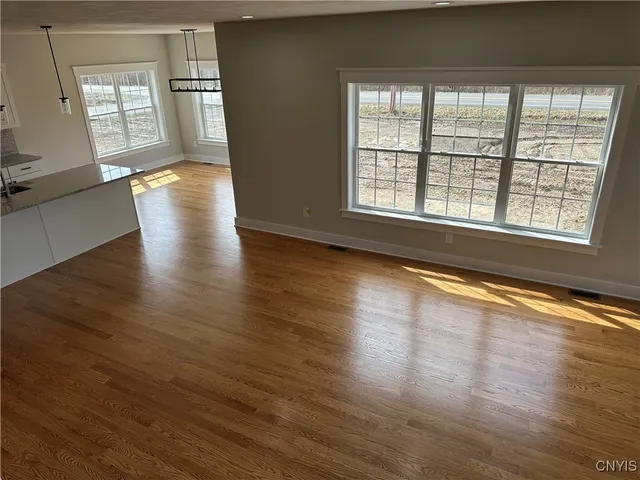 $582,285 | 8528 Angus Path, Cicero, NY 13039