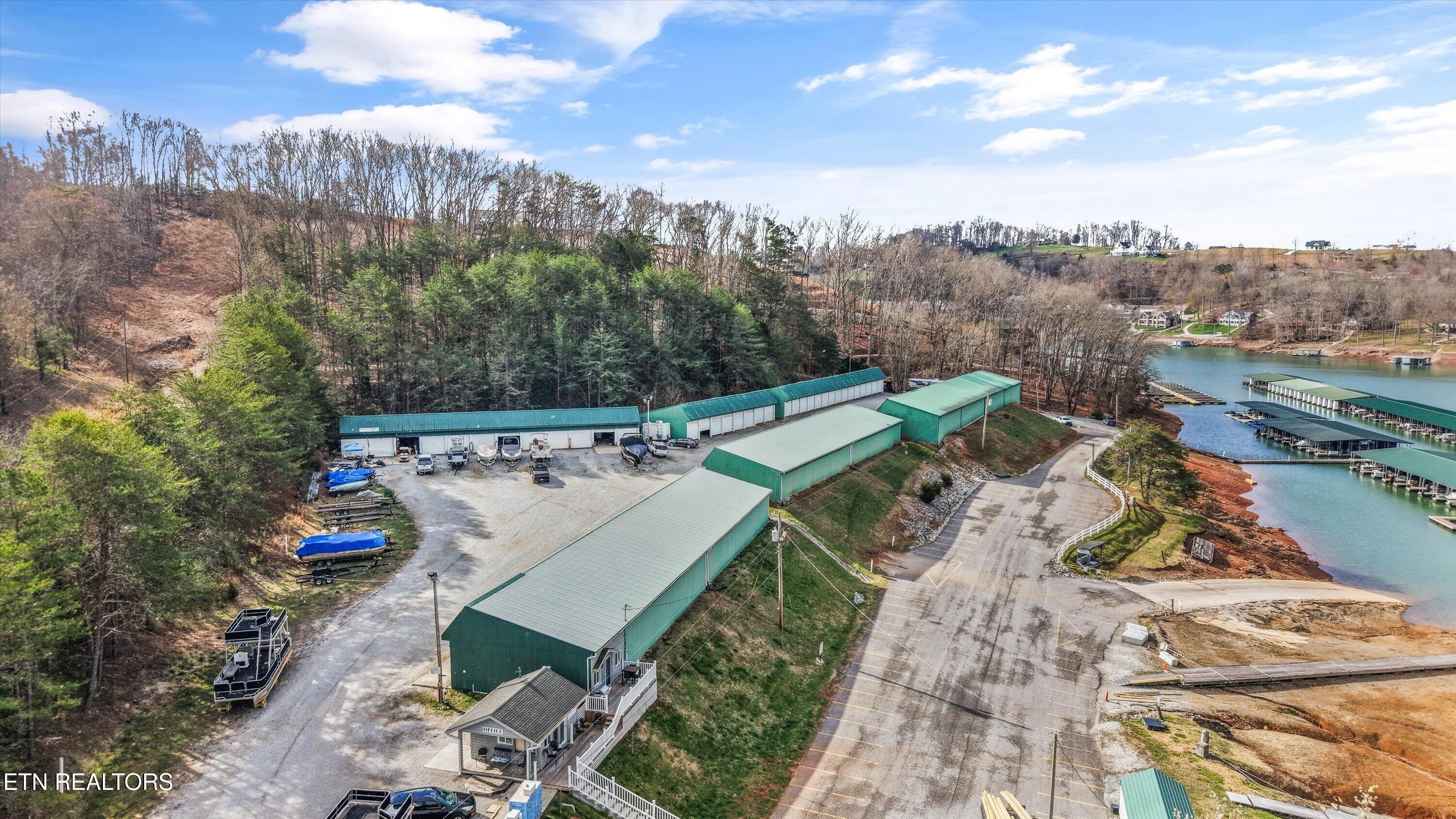 1189 Deerfield Way La Follette, TN 37766 - Photo 33 of 52 33-1189 Deerfield Way30