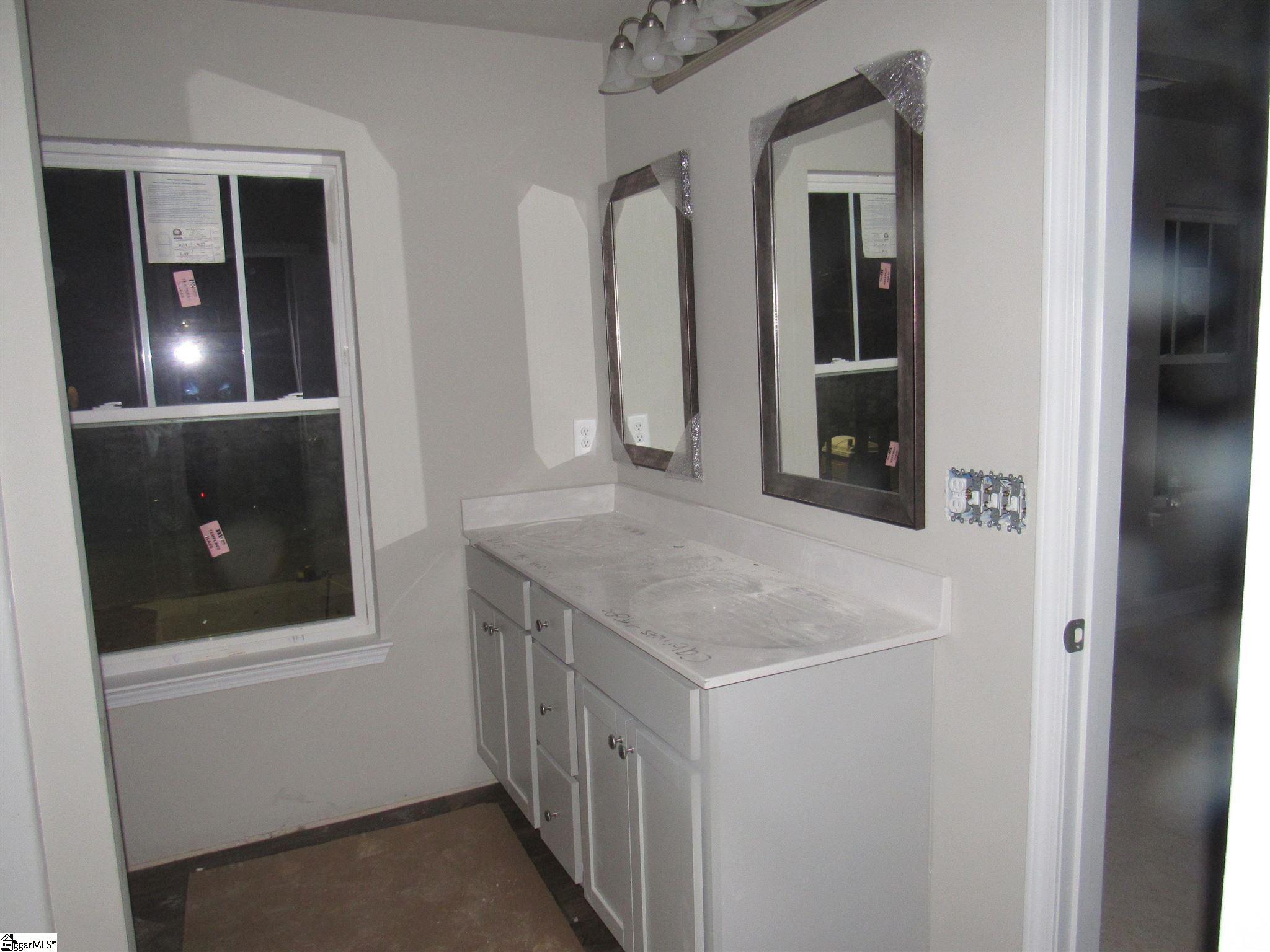 266 Hasting Circle Easley, SC 29640 - Photo 7 of 7 Gallery Image 7