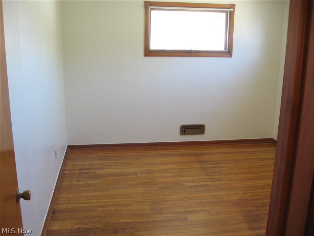 11120 Snow Road Parma, OH 44130 - Photo 16 of 22
