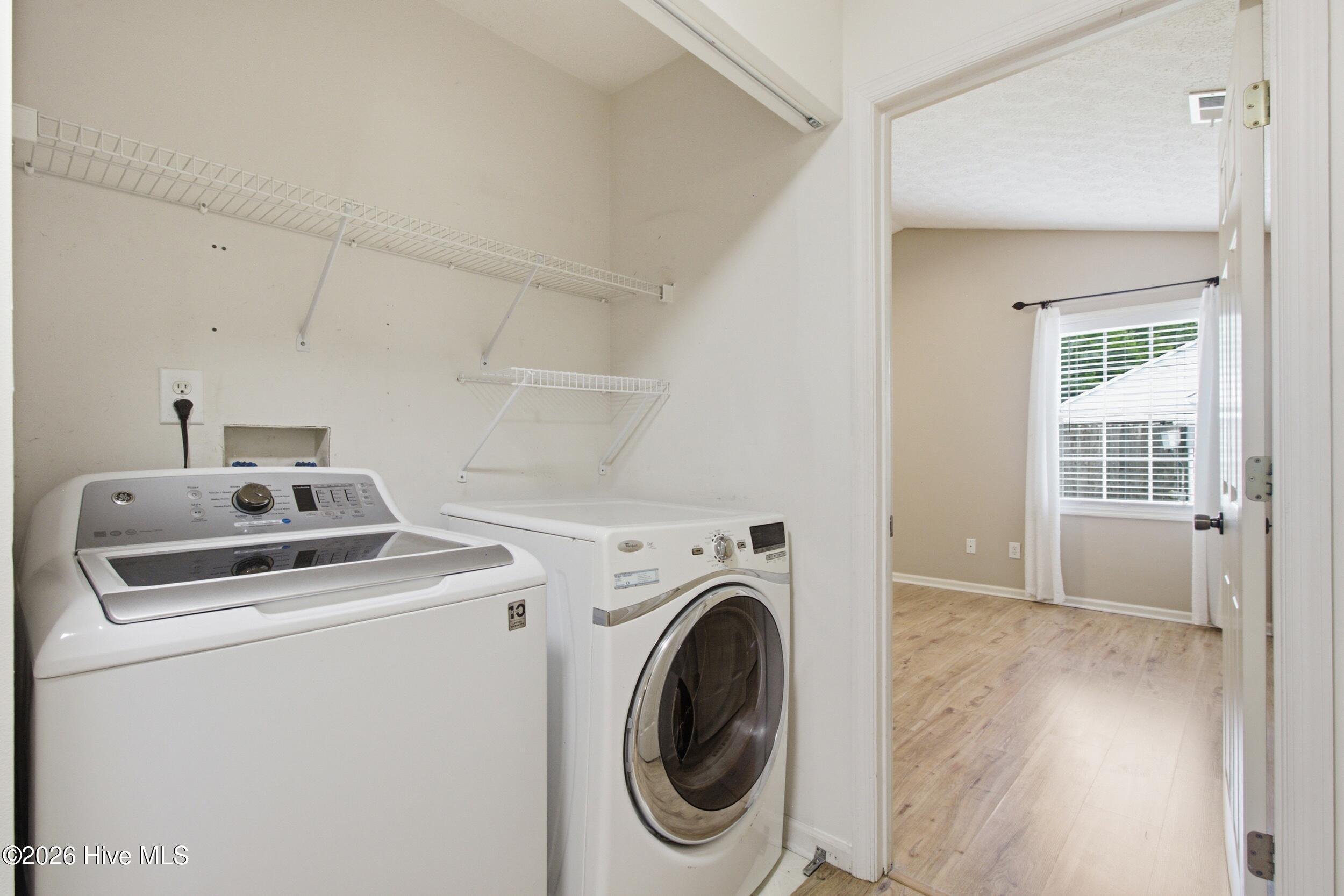 5709 County Line Road New Bern, NC 28562 - Photo 19 of 39 Laundry