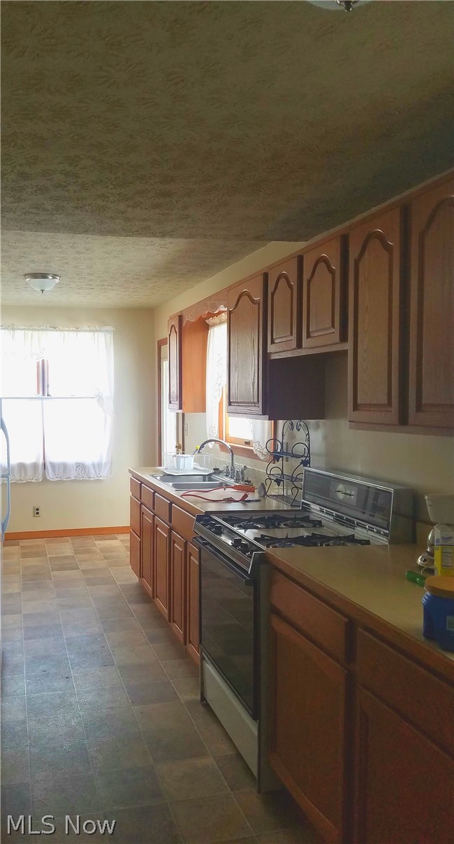 344 Bechtel Road Leavittsburg, OH 44430 - Photo 2 of 5 Gallery Image 2