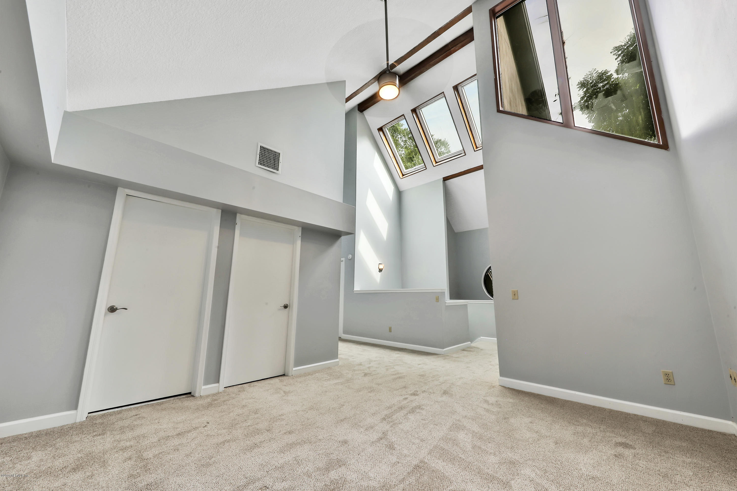 1350 Pinewood Road Jacksonville Beach, FL 32250 - Photo 30 of 45 a view of an entryway