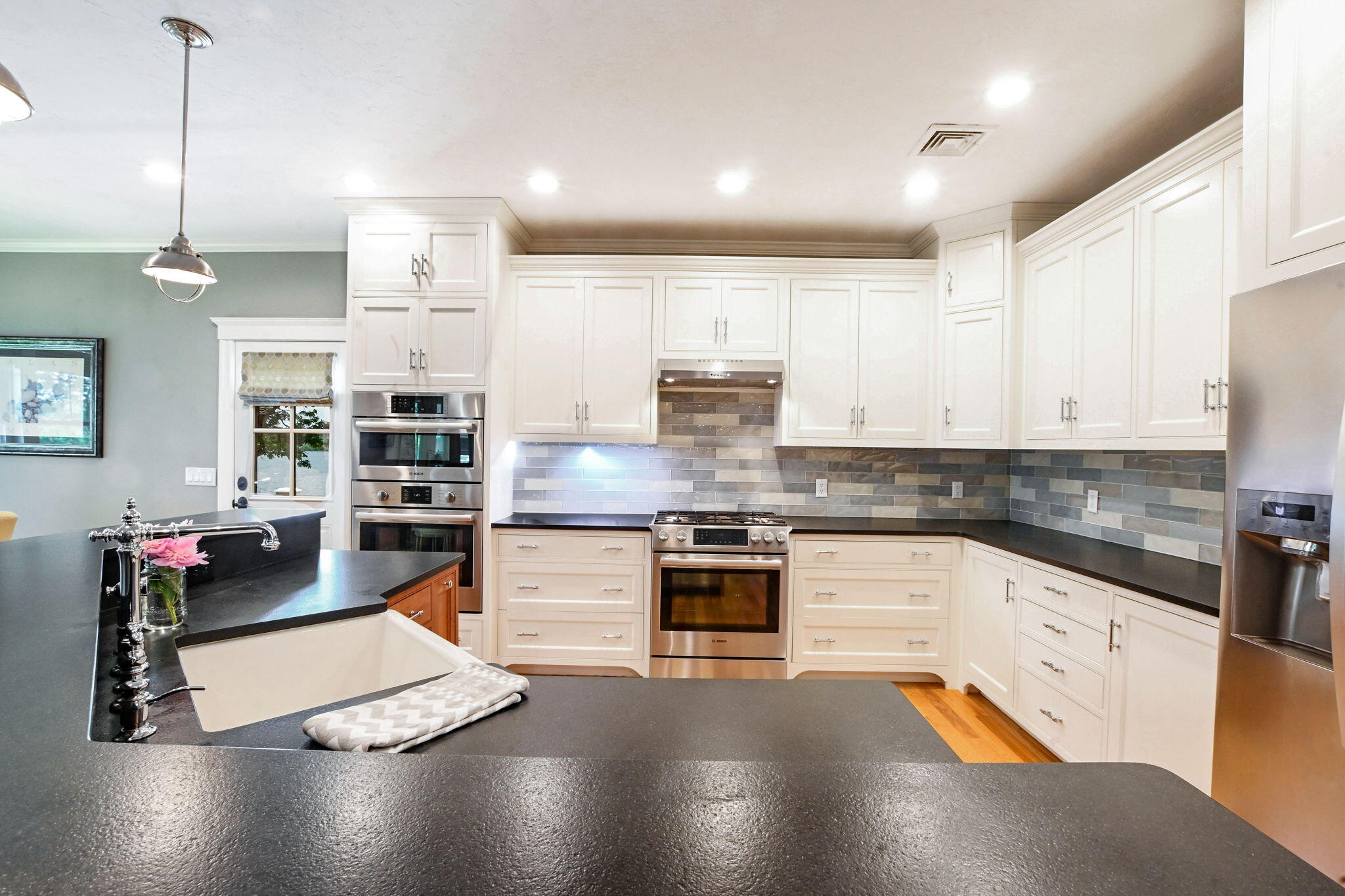 110 Wheeler Road Mashpee, MA 02649 - Photo 10 of 68 10-web-or-mls-DSC_0108 copy
